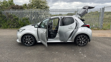 Toyota Yaris 1.5 Hybrid Dynamic 5dr CVT Hybrid Hatchback